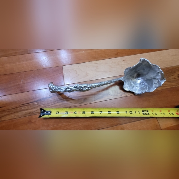 Authur Court Grape Ladel - Picture 1 of 4